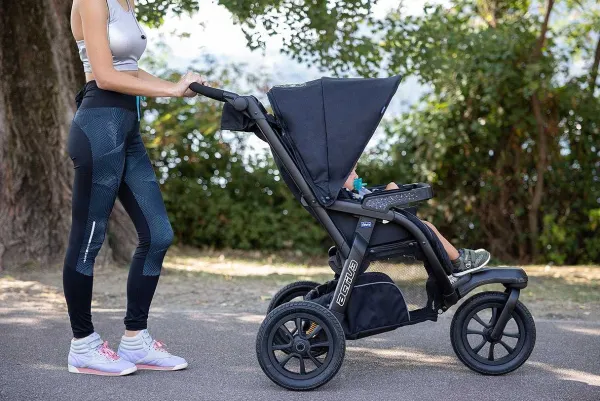 Trio E Sistemi Modulari | Chicco Trio Activ3 Con Kory Essential Jet Black